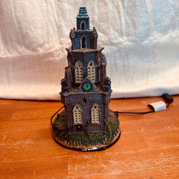 Lemax Spooky Town Halloween Gothic Animated Lighted Building Flying Witch Ghost - Picture 4 of 5